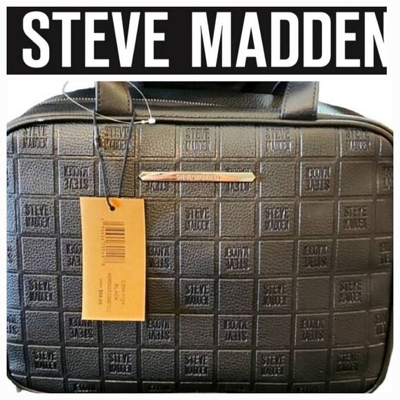 Steve Madden Weekender Cosmetic Case- Black